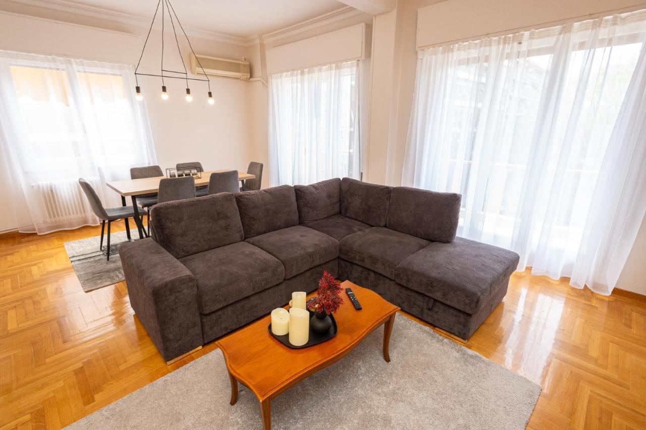 Square 119 Apartment